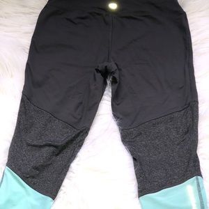 Avia workout leggings